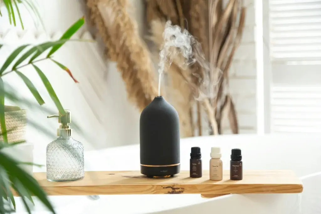 Essential oil diffuser: one of the self-care essential products.